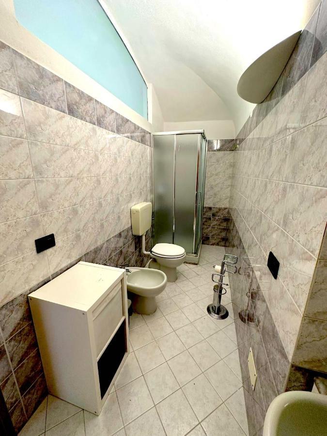 Appartamento In Centro Storico "La Casa Di Cri" Asti Dış mekan fotoğraf